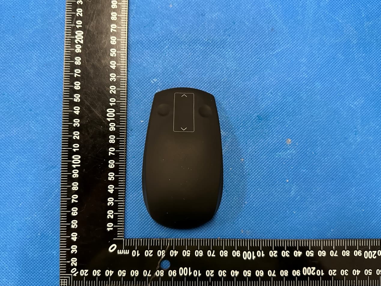 Silicone Wireless Mouse - FCC ID 2BBRL-SME12 - Chaptertype Keyboards Inc.