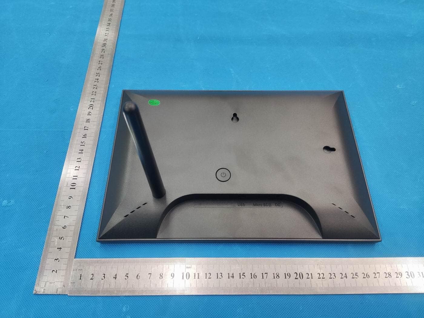 Digital photo frame - FCC ID 2BBSA-WF108T - BMY ELECTRONIC CO LTD. (4)