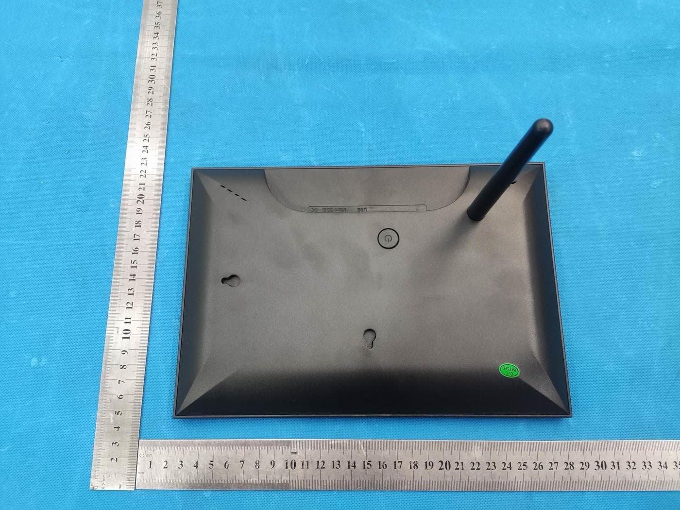 Digital photo frame - FCC ID 2BBSA-WF108T - BMY ELECTRONIC CO LTD. (2)