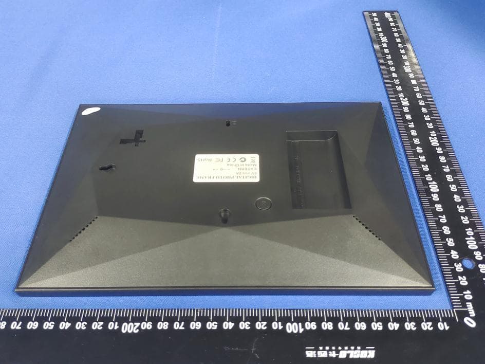 WiFi digital photo frame - FCC ID 2BBSC-101F - Shenzhen SanJiada Electronics Technology Co., LTD. (3)