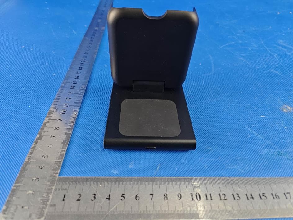 multifunction wireless power bank - FCC ID 2BBSN-W17 - ShenZhen SuJue Electronic Technology Co., Ltd (5)