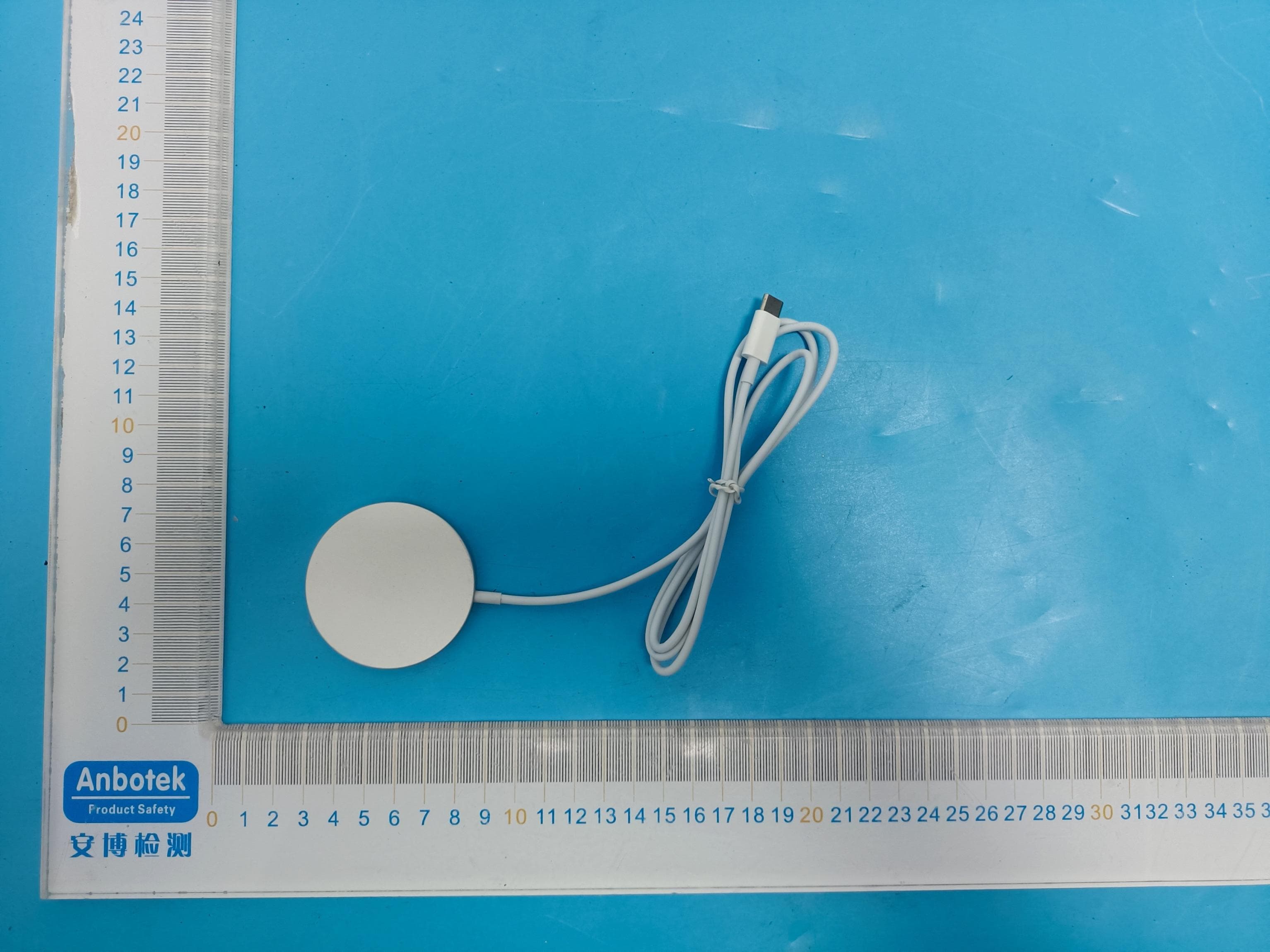 15w magnetic wireless charger - FCC ID 2BBSP-TW-15W-01 - Shenzhen Taineng Technology Co., Ltd. (4)