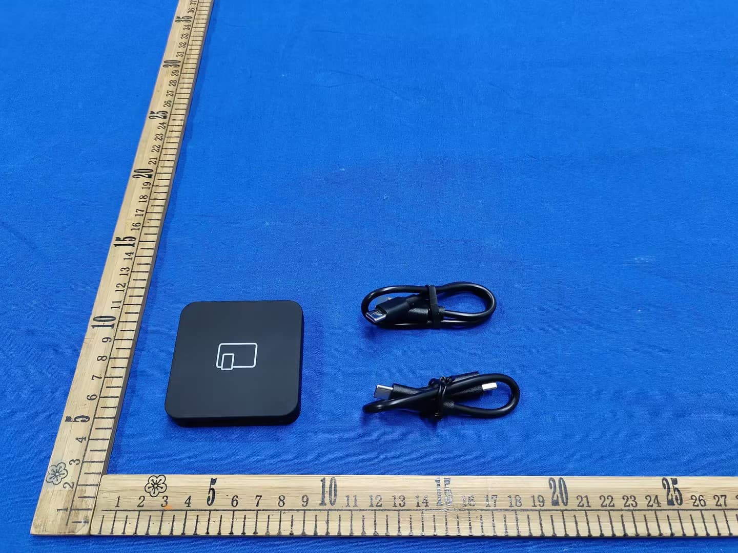 Car Smart converter Carplay Box - FCC ID 2BBT7-RWDP1 - Shenzhen Renwoda Technology Co,Ltd