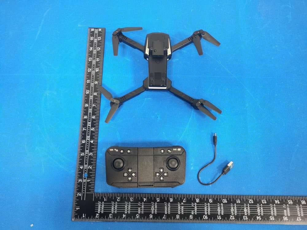 Four axis aircraft (DRONE) - FCC ID 2BBTR-S162 - Shantou Youtuo Toy Trading Company (2)