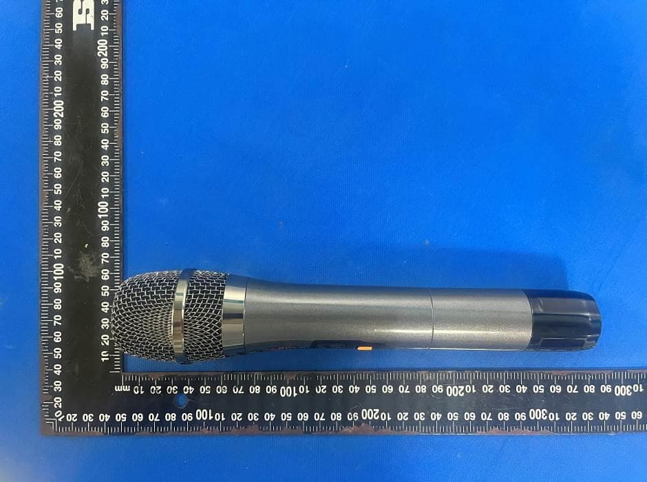 Wireless Microphone - FCC ID 2BBUY-LK2IN1PRO - Loa Keo LLC (5)