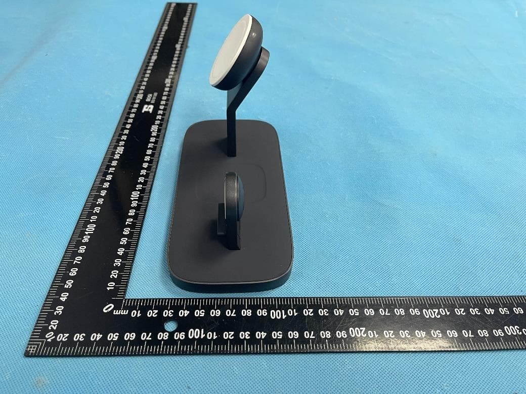 ChargePort M 3-in-1 Wireless Charger with Magsafe - FCC ID 2BBW6-7TA3DT - TeleAdapt (HK) Limited (2)