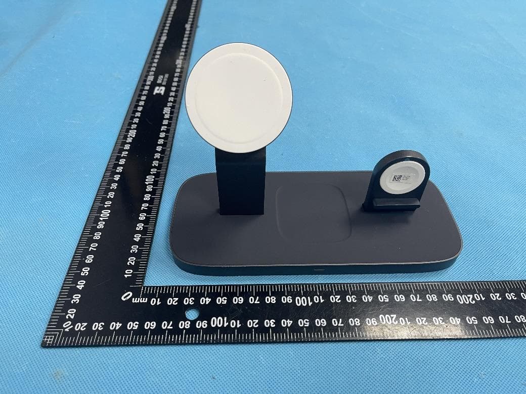 ChargePort M 3-in-1 Wireless Charger with Magsafe - FCC ID 2BBW6-7TA3DT - TeleAdapt (HK) Limited (3)