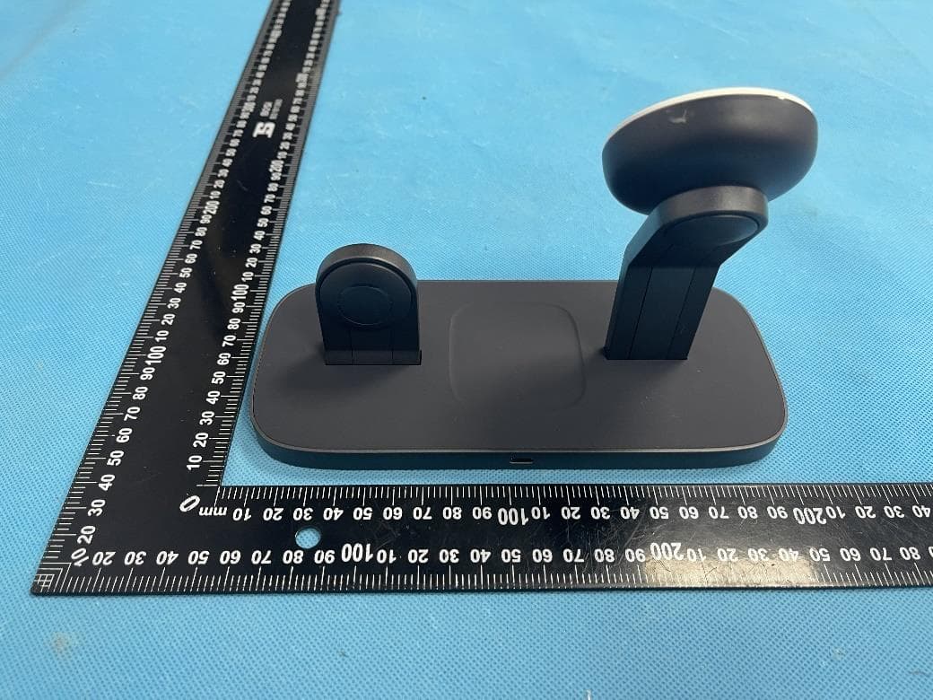 ChargePort M 3-in-1 Wireless Charger with Magsafe - FCC ID 2BBW6-7TA3DT - TeleAdapt (HK) Limited (5)