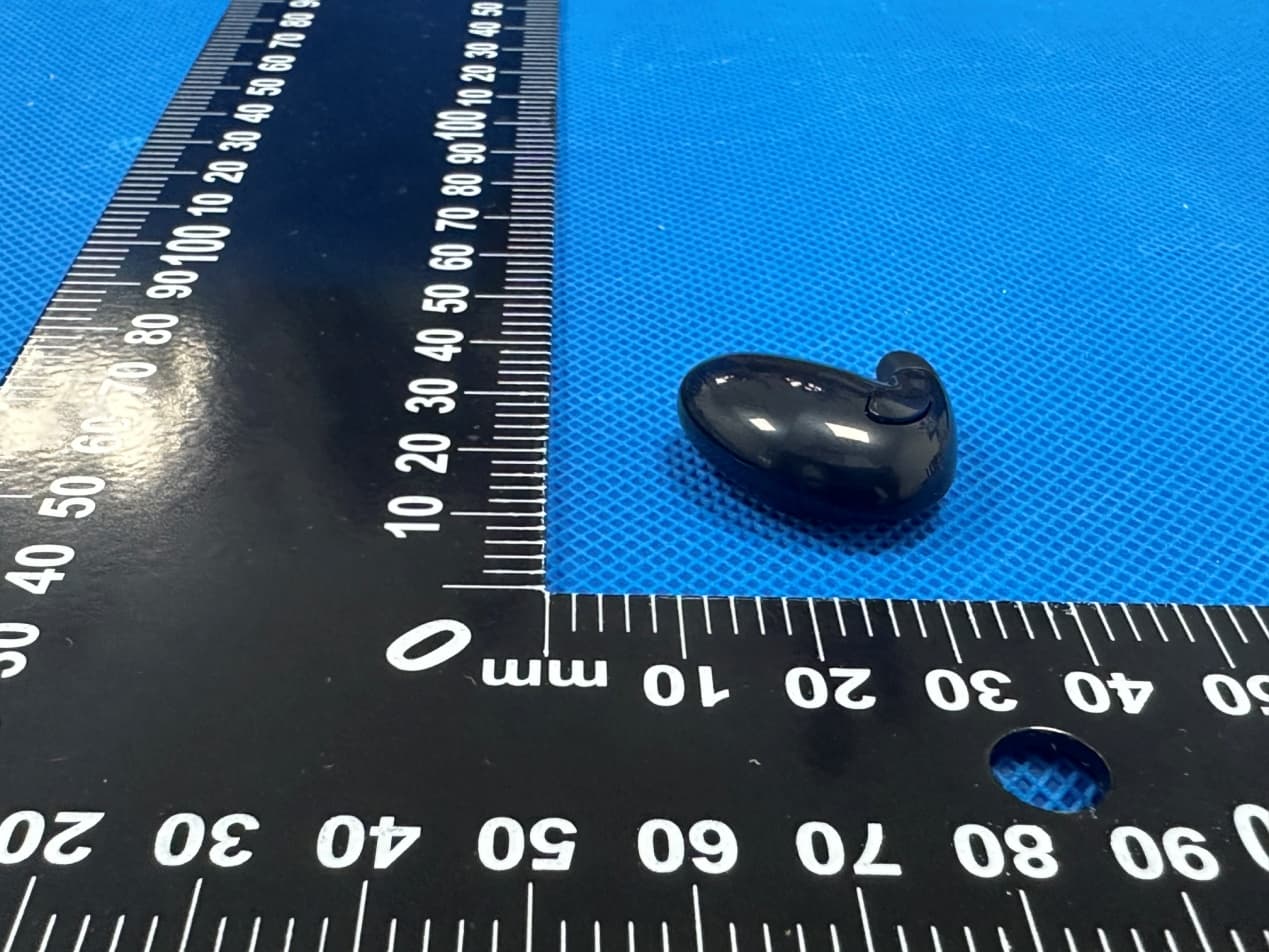 Bluetooth headset - FCC ID 2BBWH-MD528 - Shenzhen SHUKE Technology Trading Co.,Ltd (5)