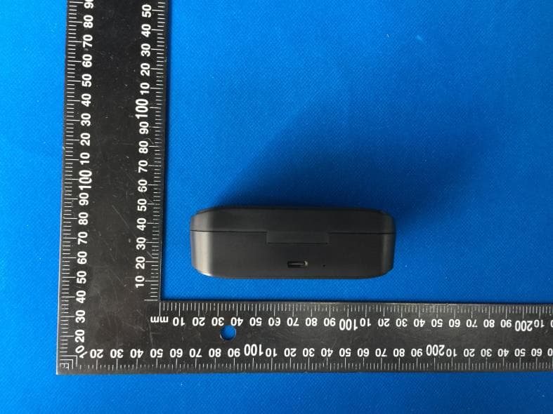 Wireless collar microphone - FCC ID 2BBXR-CSM9 - Dongguan Chensheng Electronic Technology Co., Ltd (5)