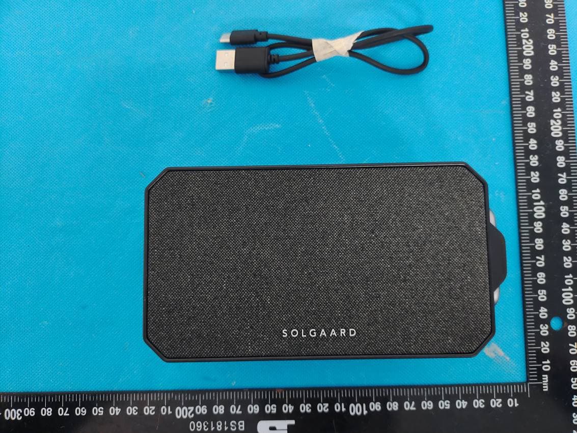 Bluetooth Speaker - FCC ID 2BBXY-BOOMBOX - Solgaard Design Inc (2)