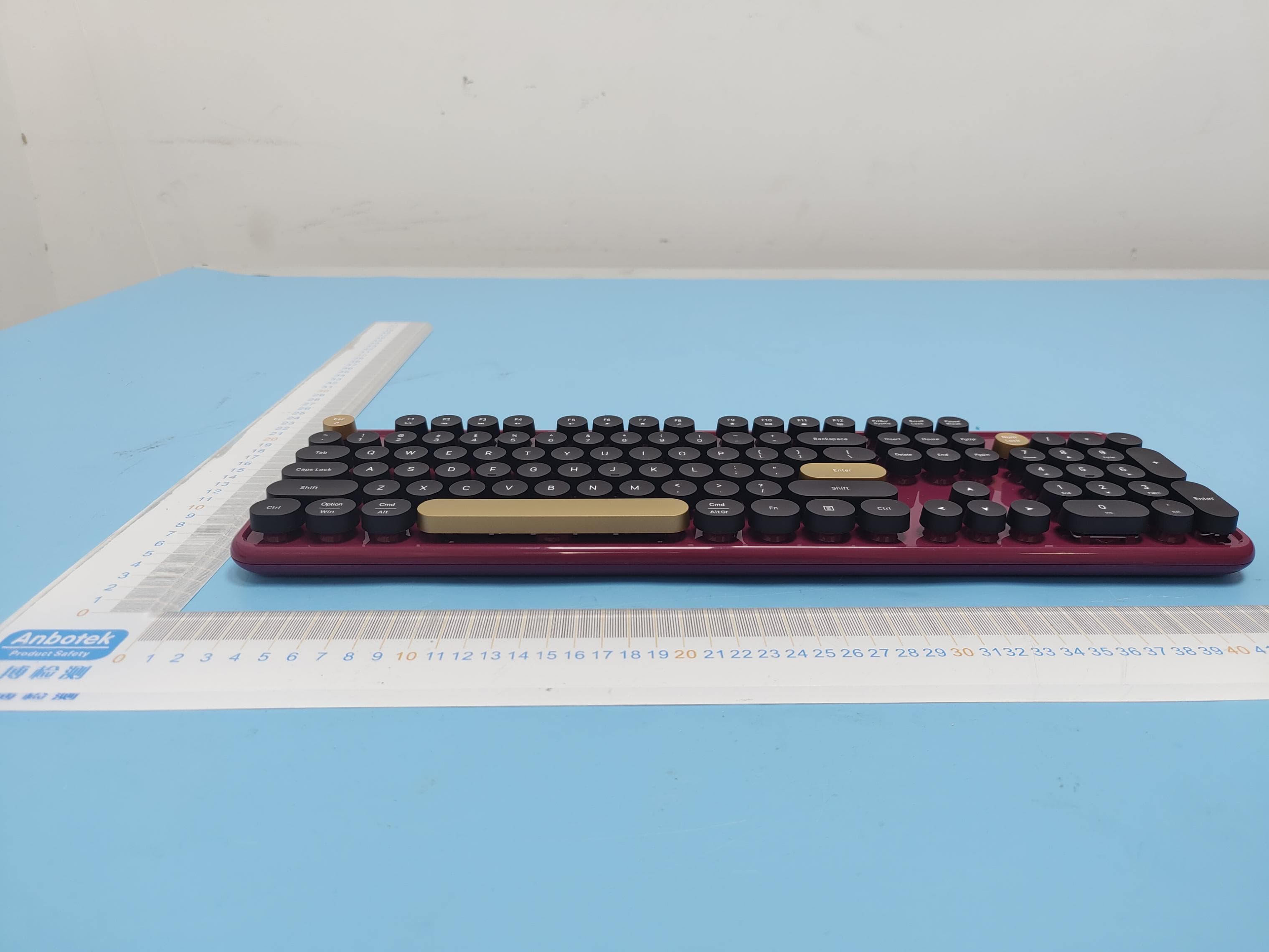 Keyboard - FCC ID 2BBY9-SI2583 - Dongguan Suoai Electronics Co., LTD (5)