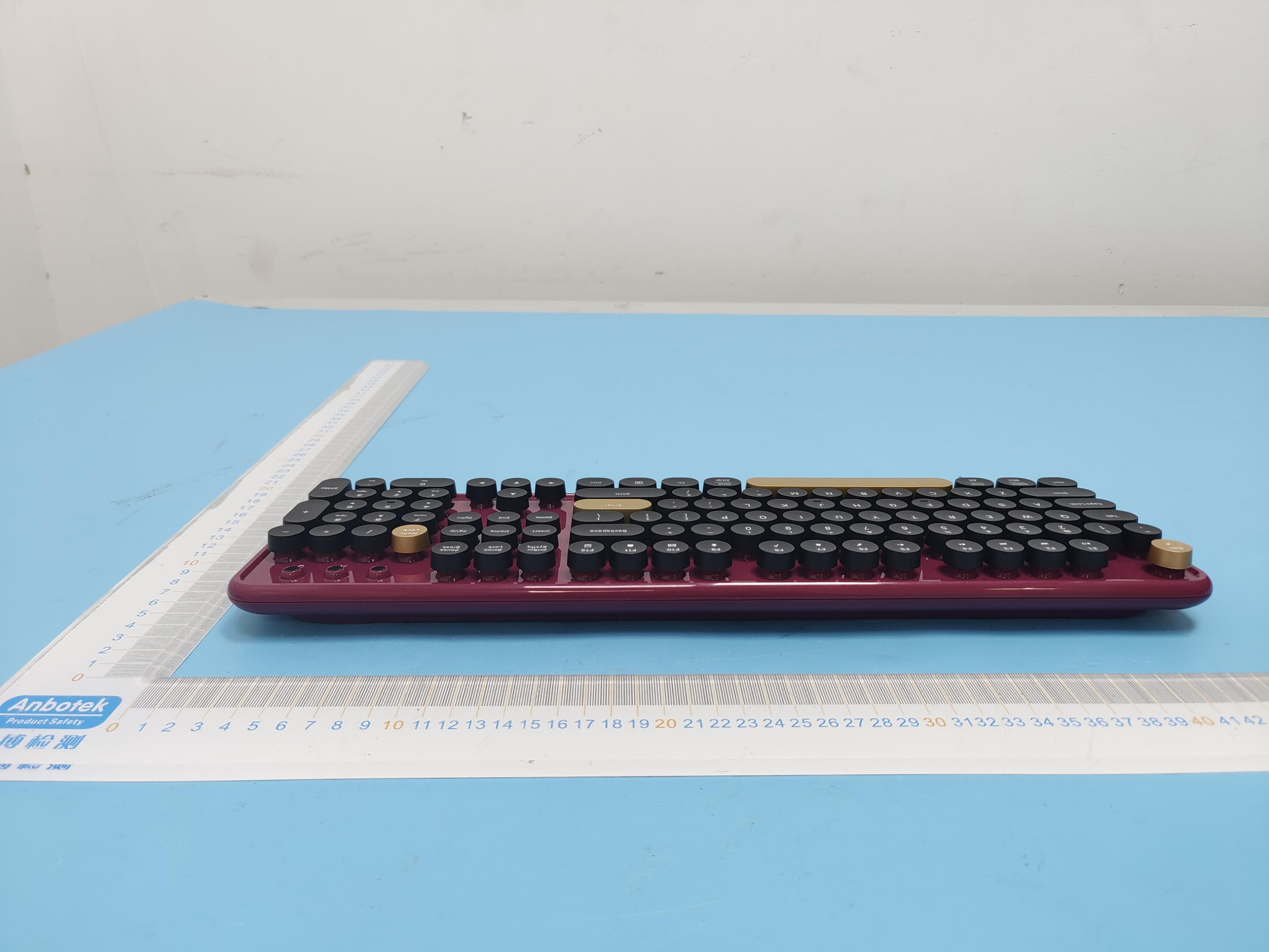 Keyboard - FCC ID 2BBY9-SI2583 - Dongguan Suoai Electronics Co., LTD (4)
