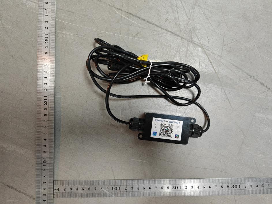 Whip Lights - FCC ID 2BBYP3FT-2PC - Shenzhen TopSaful Electronic Tech Co., Ltd.