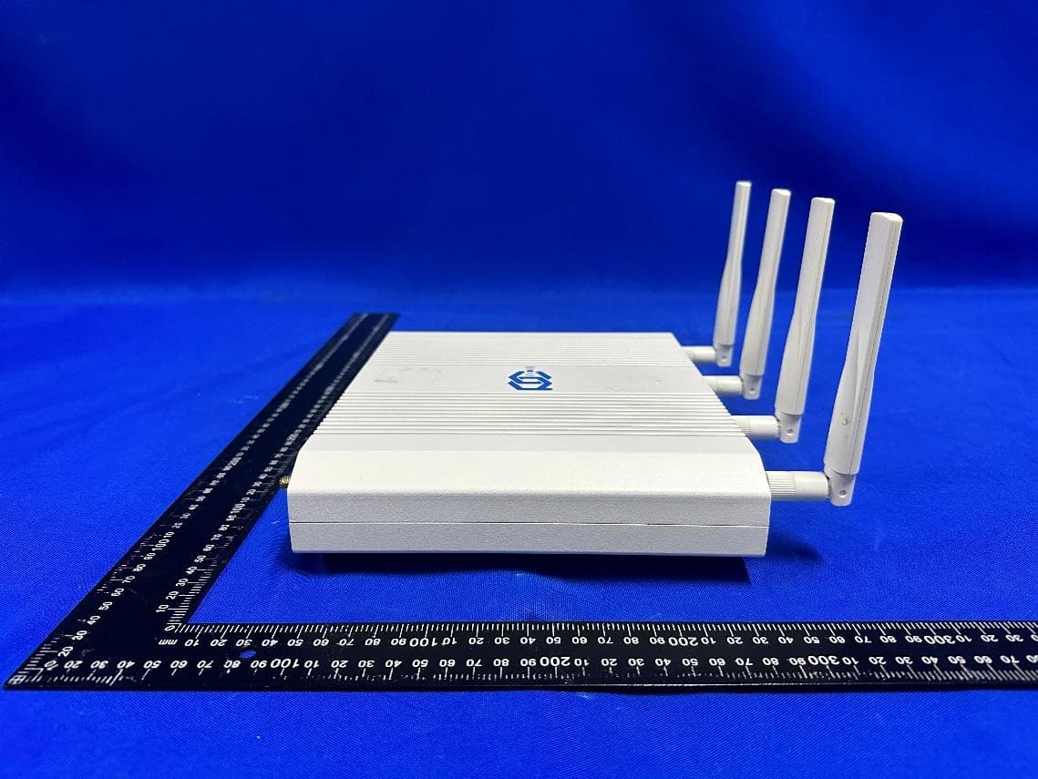 WiFi 6 (802.11ax) 4 MU-MIMO Tri Band Access point - FCC ID 2BBYQPCWL-0500 - PicoCELA Inc. (5)