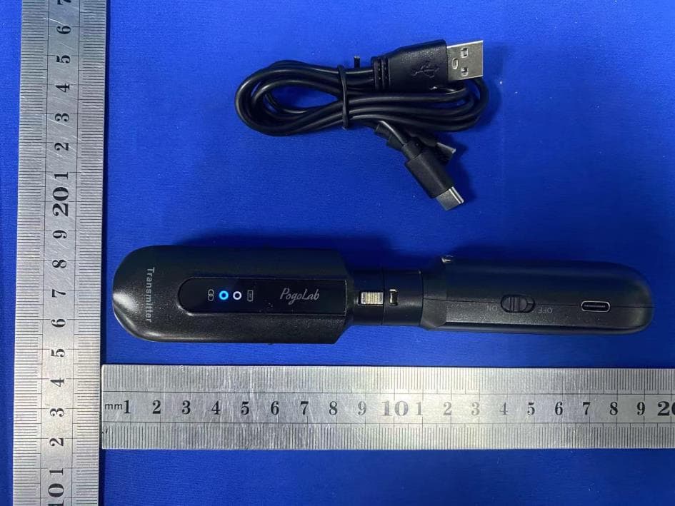 2.4G Wireless Microphone transceiver - FCC ID 2BBZH-BKWX1 - Guangzhou Caihui Technology Co., Ltd (2)