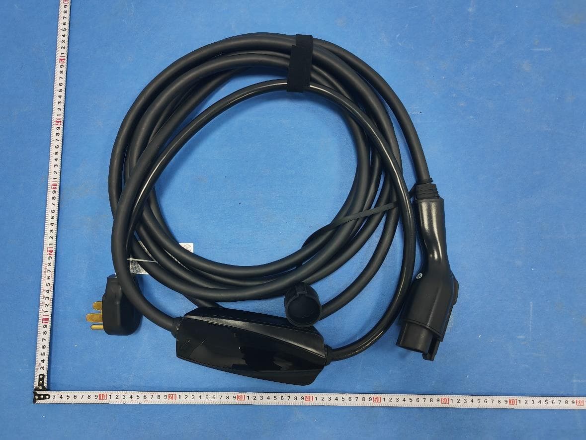 Charging Point - FCC ID 2BC2J-ZBAA409ECS - Electronic Way Technology Co., Ltd (5)