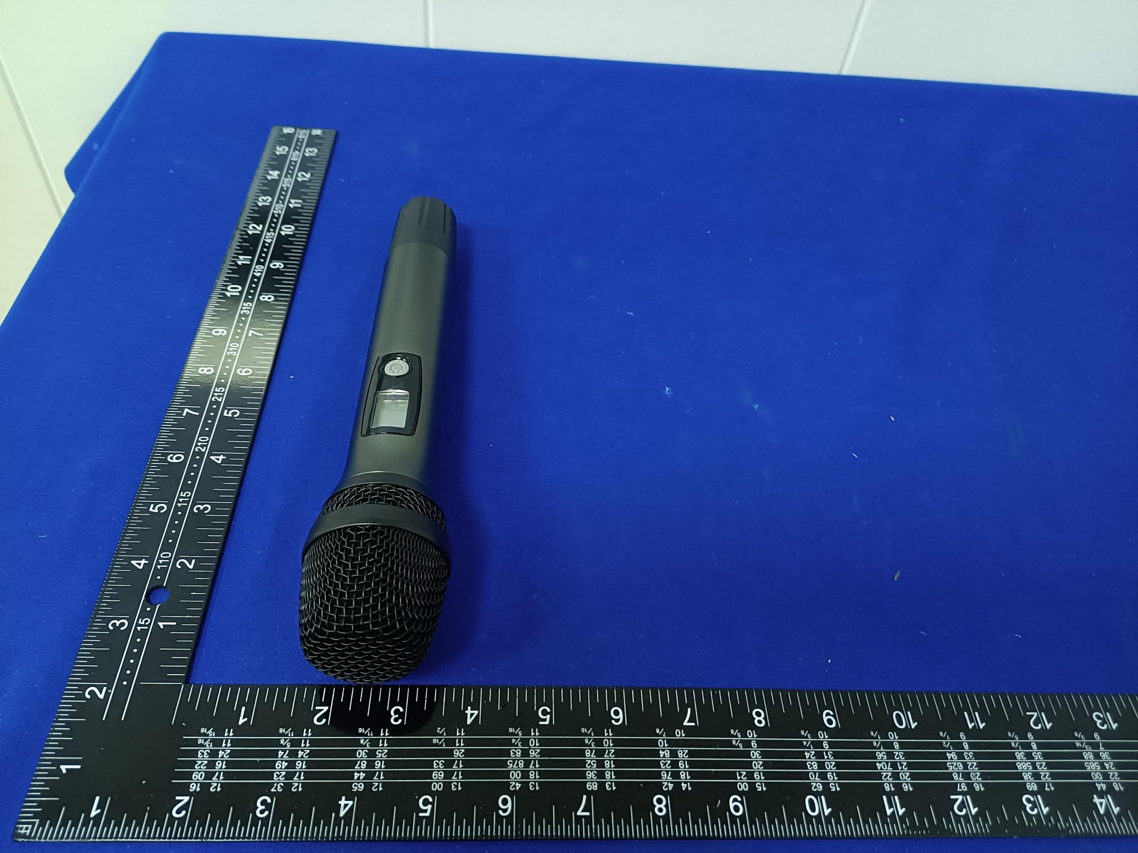 Wireless microphone - FCC ID 2BC2N-T9 - Enping Kyle Audio Equipment Factory (3)