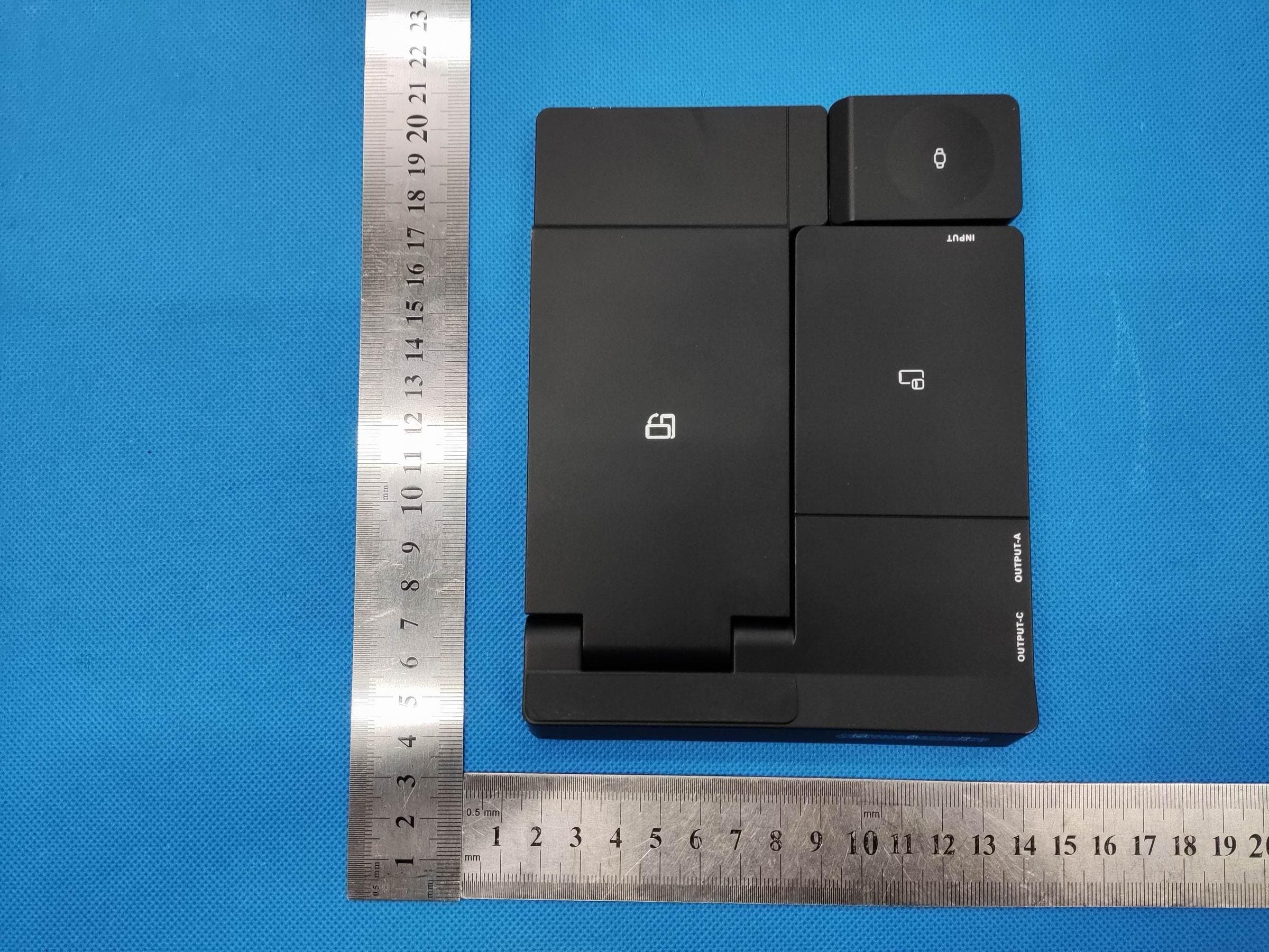 6 in 1 Wireless Charger - FCC ID 2BC2W-YF-6 - Shenzhen Donggetong Technology Co., LTD (2)
