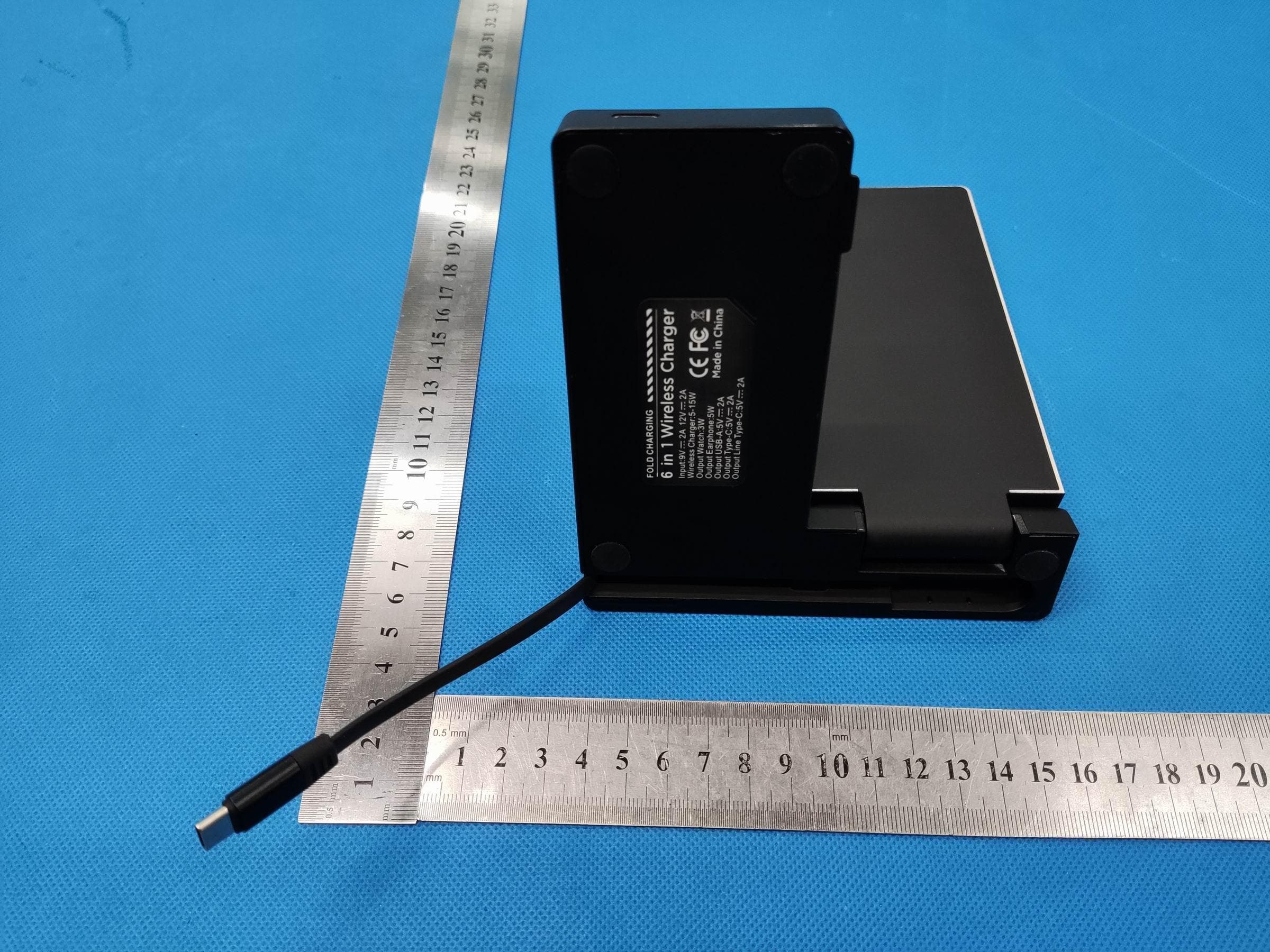 6 in 1 Wireless Charger - FCC ID 2BC2W-YF-6 - Shenzhen Donggetong Technology Co., LTD (4)