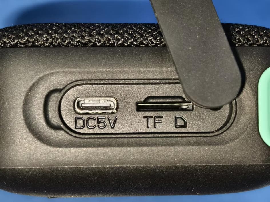 Splish Wireless Speaker - FCC ID 2BC3D-SPLISH - Rupt Group Corporation