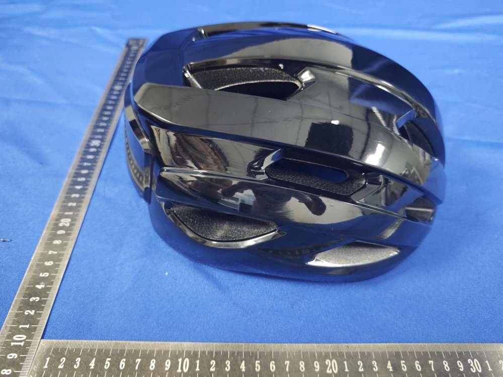 LED Helmet - FCC ID 2BC4C-HTK-001 - Shenzhen shangu innovation technology co., ltd (3)
