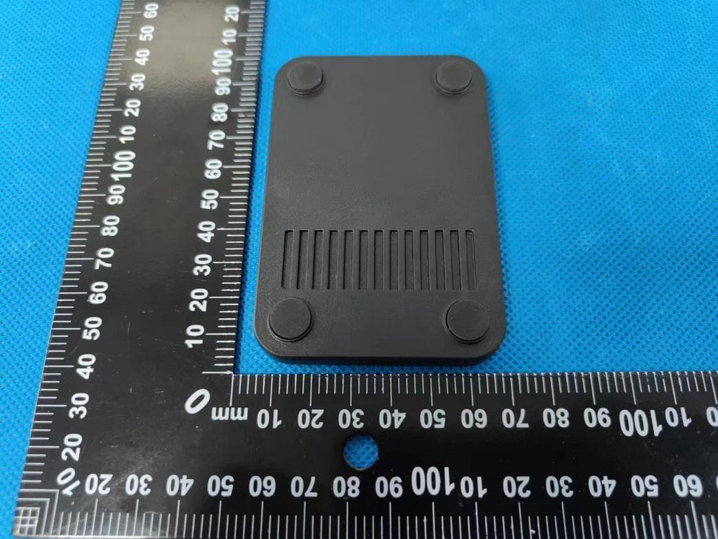 Mobile wireless charging - FCC ID 2BC4DWX001-LY - Huizhou Liyang Hardware and Plastic Products Co.,Ltd (3)