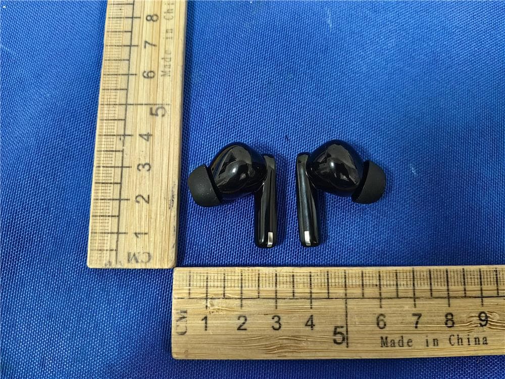 Bluetooth headset - FCC ID 2BC5C-7003D4QSP9 - Shenzhen Qinsan Technology Co.,Ltd