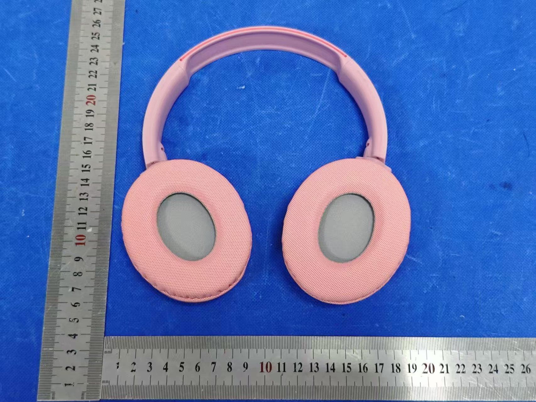 WIRELESS HEADPHONE - FCC ID 2BC6A-ZW-060A - SHANTOU CITY ZHONGWANG ELECTRONIC CO.,LTD (2)