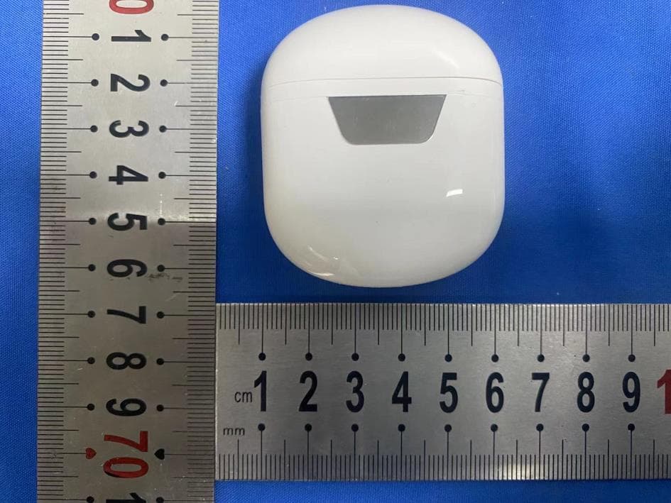 Wireless earphone - FCC ID 2BC7V-J55 - Dongguan Eryun Electronics Co., Ltd (5)