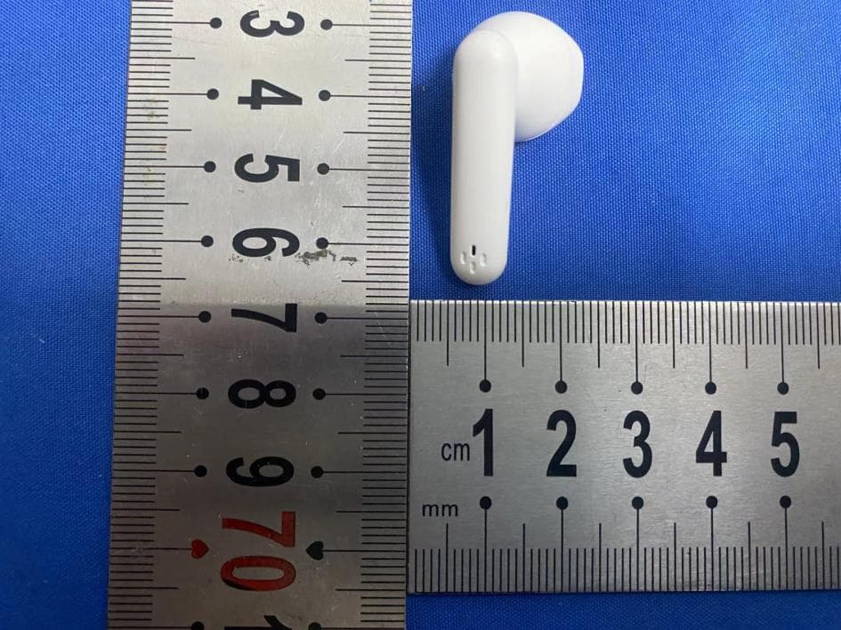 Wireless earphone - FCC ID 2BC7V-J55 - Dongguan Eryun Electronics Co., Ltd (2)