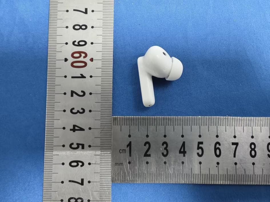 Wireless earphone - FCC ID 2BC7VA3 - Dongguan Eryun Electronics Co., Ltd (3)