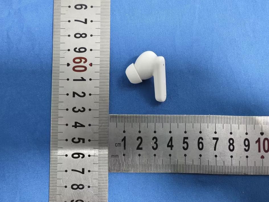 Wireless earphone - FCC ID 2BC7VA3 - Dongguan Eryun Electronics Co., Ltd (2)