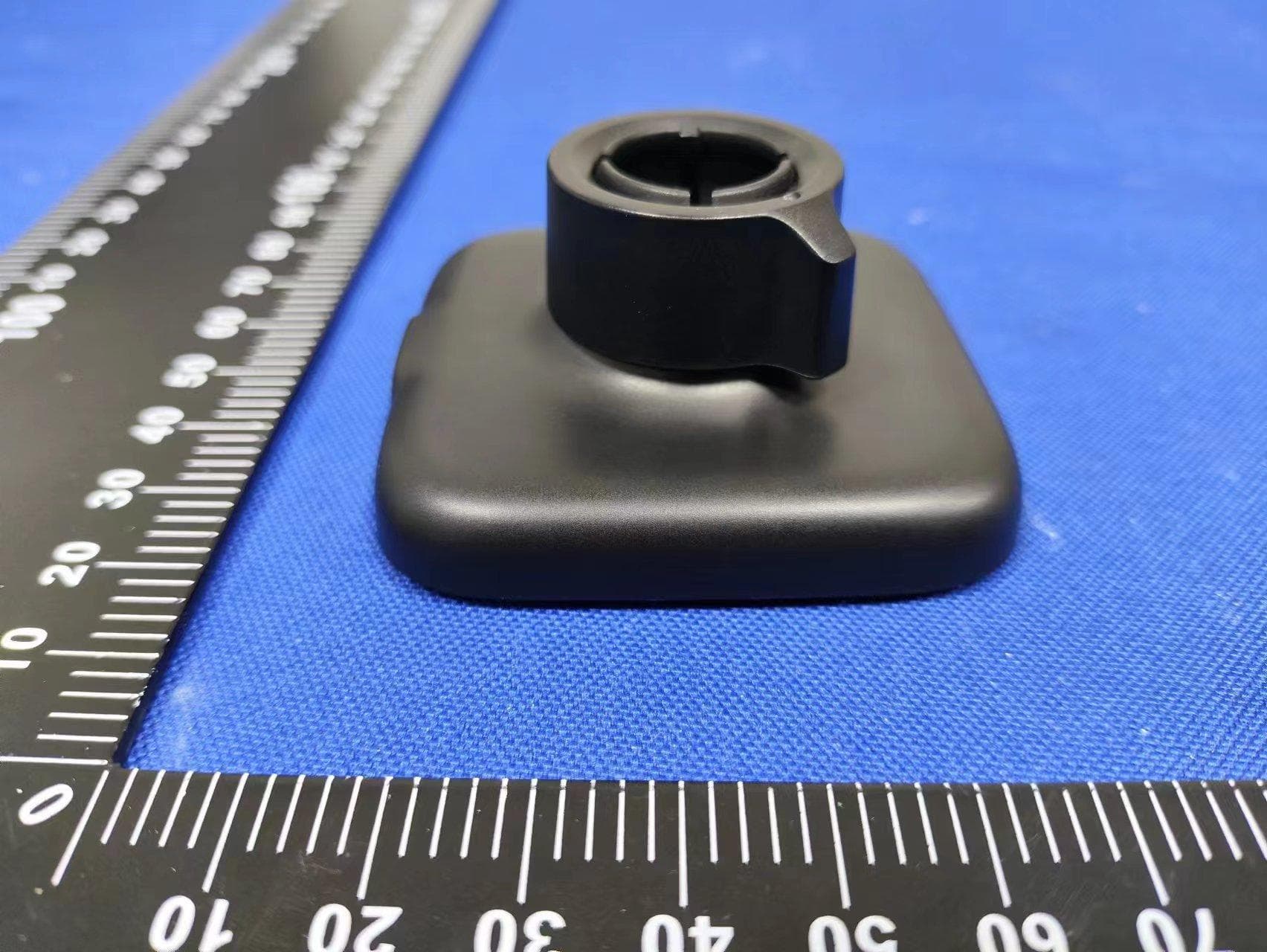MAGNETIC WIRELESS CHARGER - FCC ID 2BC89-C2W - Dongguan Keyi Hardware Co., Ltd (5)