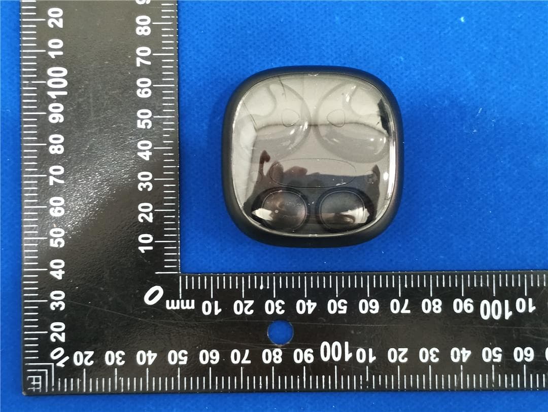True Wireless Earphones - FCC ID 2BC8W-M126-1 - Dongguan Ruige Electronics Co., LTD (5)