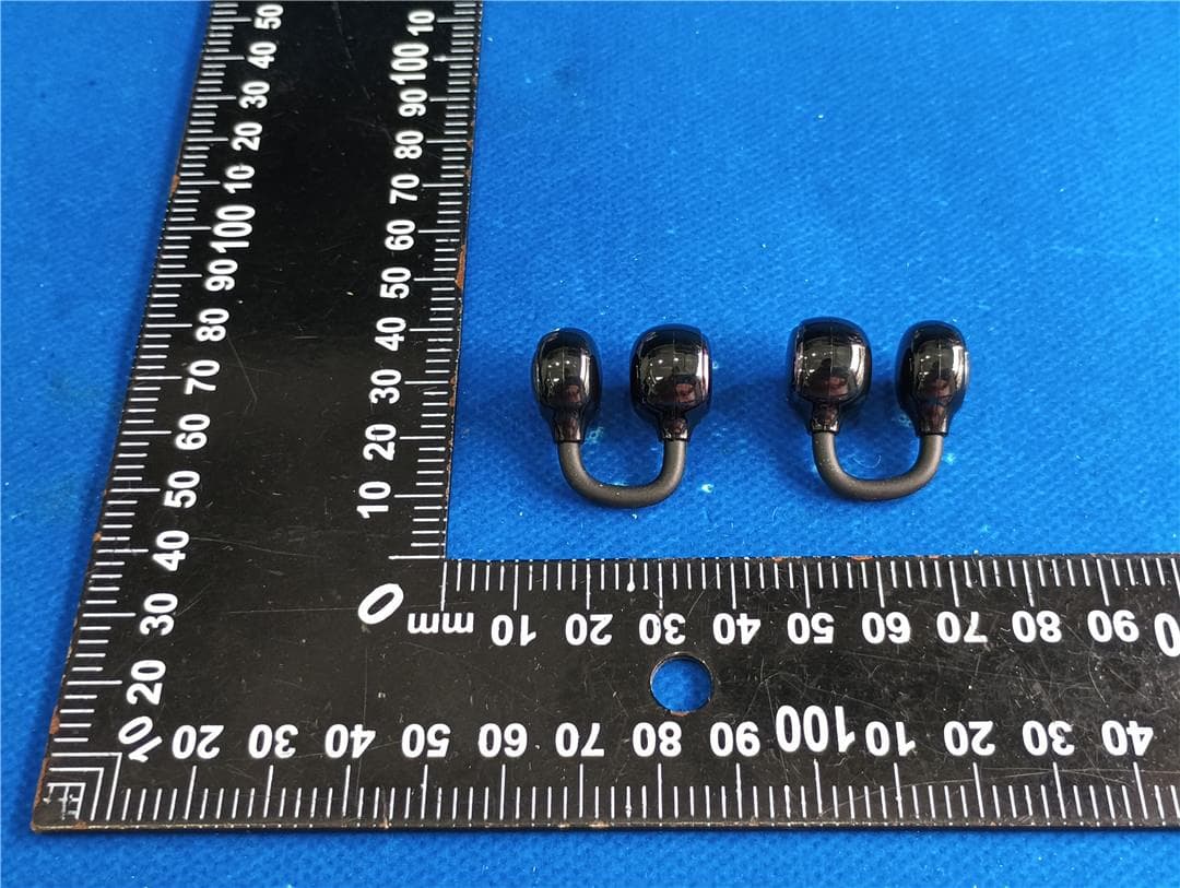 True Wireless Earphones - FCC ID 2BC8W-M183 - Dongguan Ruige Electronics Co., LTD (5)