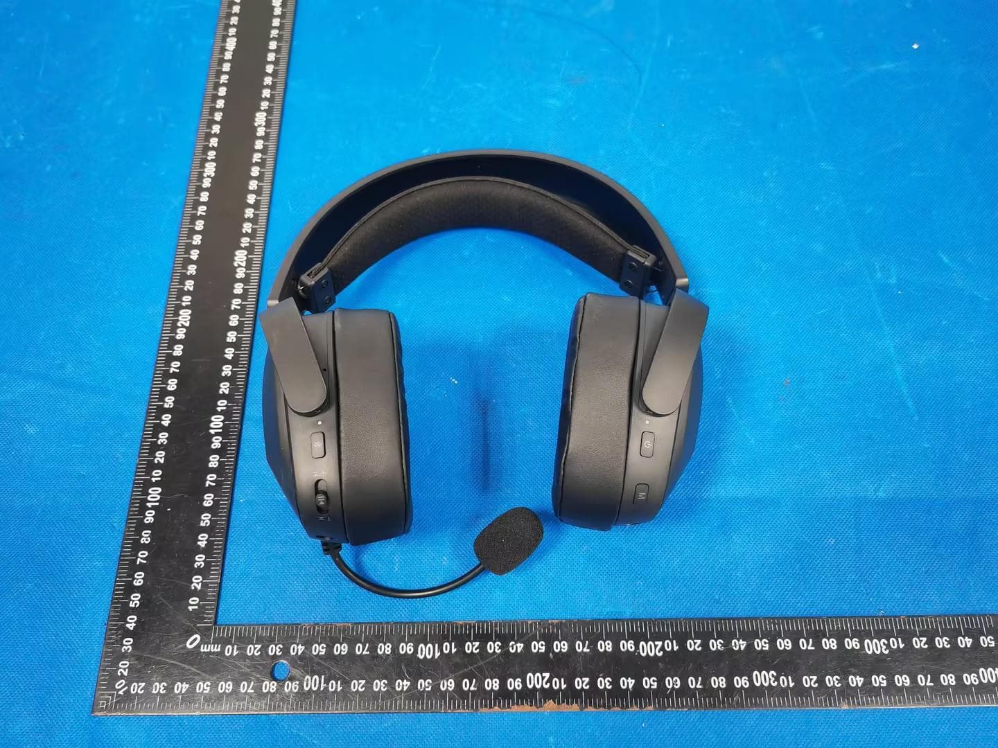 Wireless Headset - FCC ID 2BC9W-W800 - Dongguan Beiou Intelligent Technology Co., Ltd