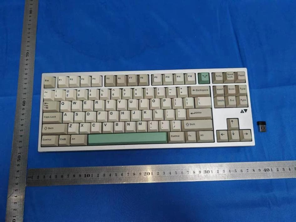 Keyboard - FCC ID 2BC9Z-LUMINKEY80 - HUIZHOU LJ TECH LTD (2)