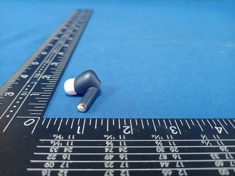 Bluetooth Headset - FCC ID 2BCAQ-P10E - Shenzhen Dehong Audio Electronic Technology Co., Ltd (4)
