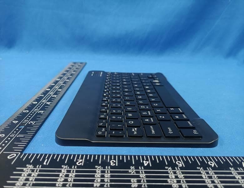 Bluetooth leather case keyboard - FCC ID 2BCB5-030 - SHENZHEN SENYUANXIANG TECHNOLOGY CO., LTD (5)