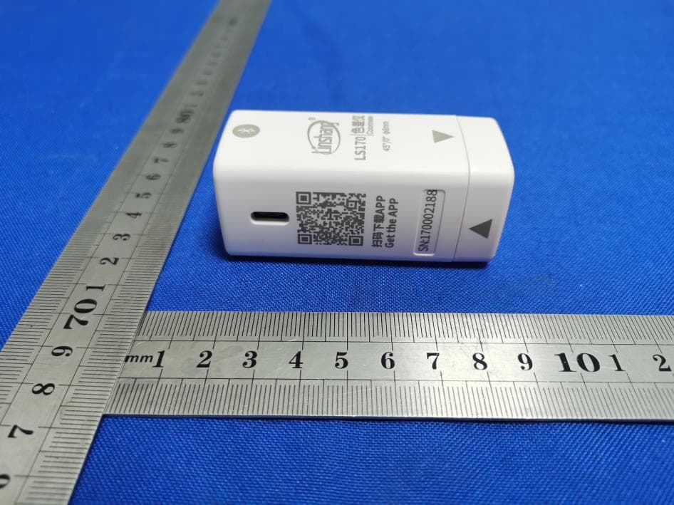 AMETRA COLORIMETER - FCC ID 2BCC3-AMTRCR01 - SYNTES INC (4)