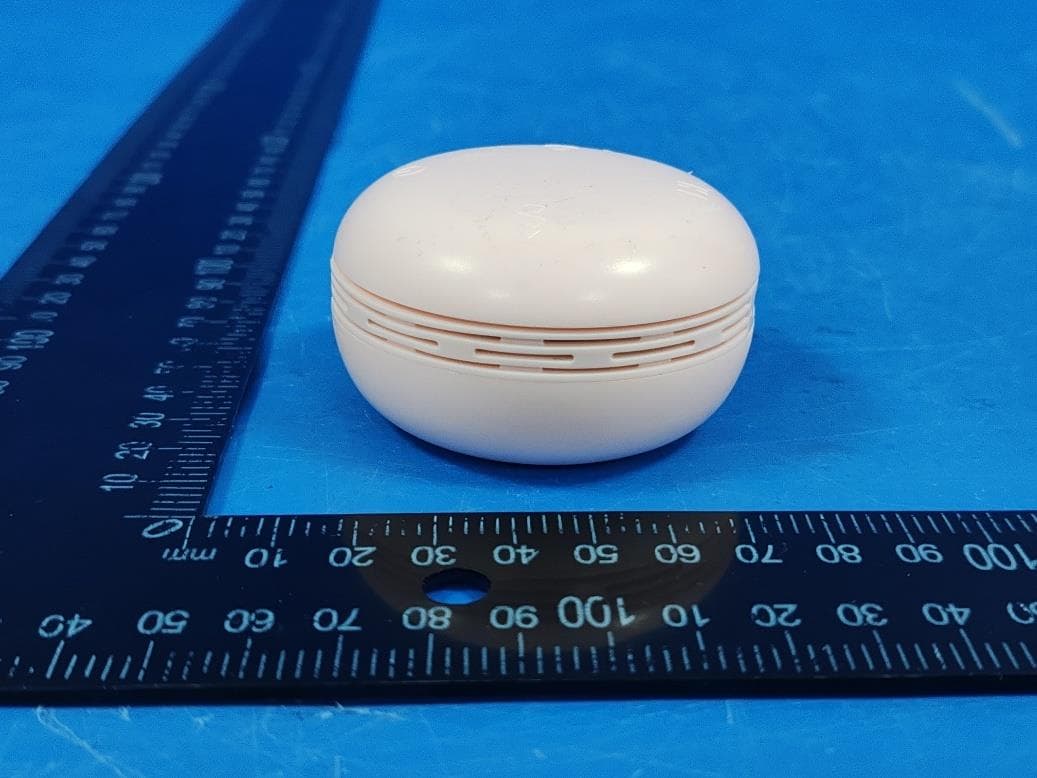 Bluetooth Speaker - FCC ID 2BCCJ-DSBT-SPK007P - Daiso Industries Co., Ltd. (2)
