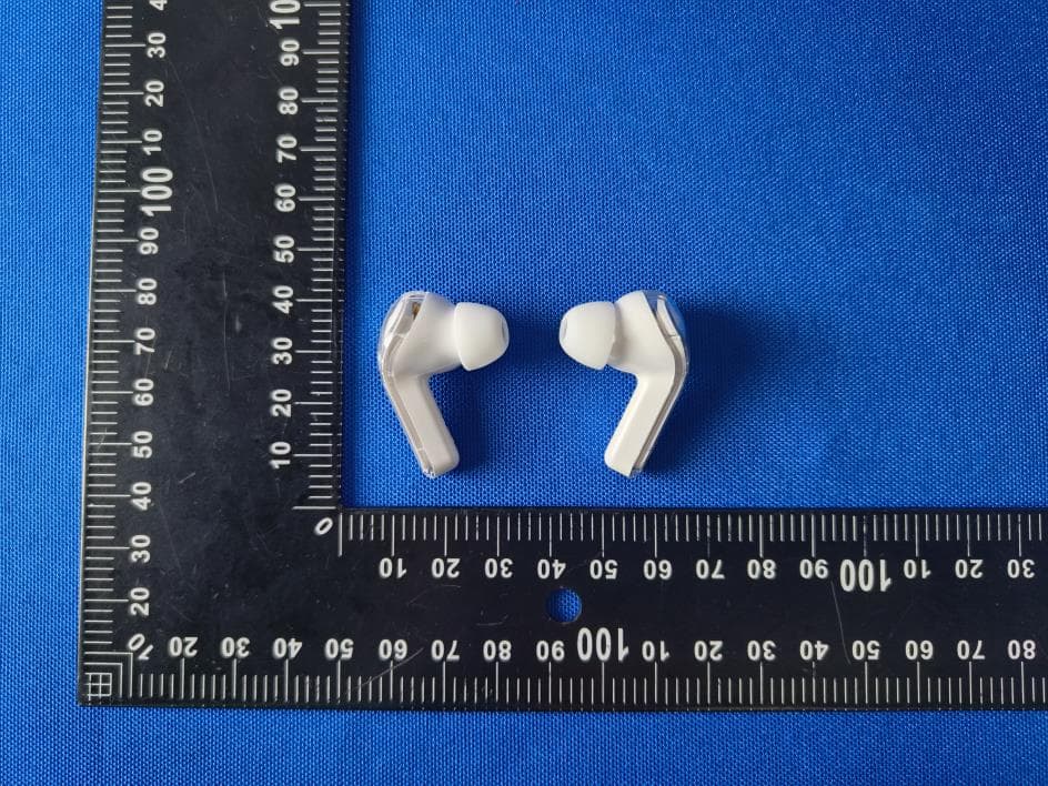 Bluetooth Earphone - FCC ID 2BCCR-KH-6 - Shenzhen Haoyuguang Technology Co., Ltd. (3)