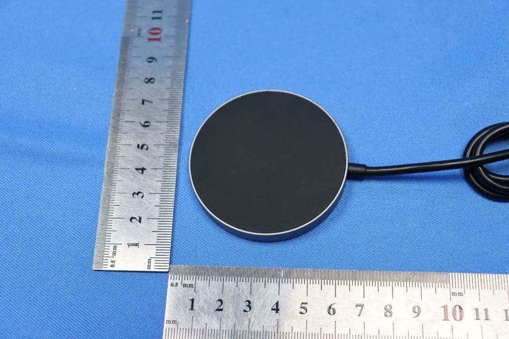 Wireless Charger - FCC ID 2BCD6-WPC15-1LCNA - SHOKZ (SINGAPORE) PTE. LTD.