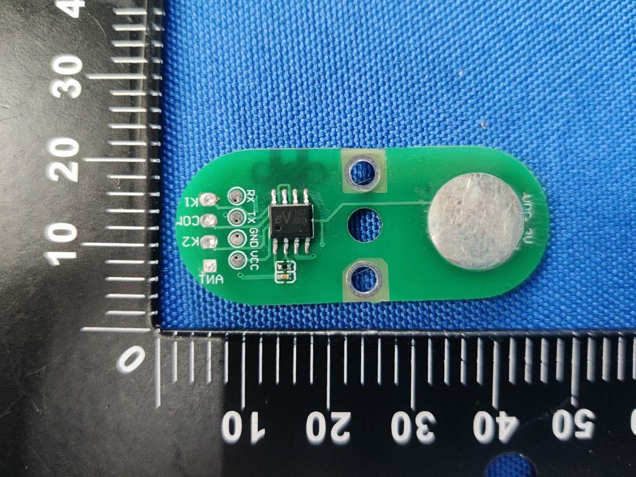 wireless remote control - FCC ID 2BCD9-YET3604A-4K - Synergy Light LLC (2)