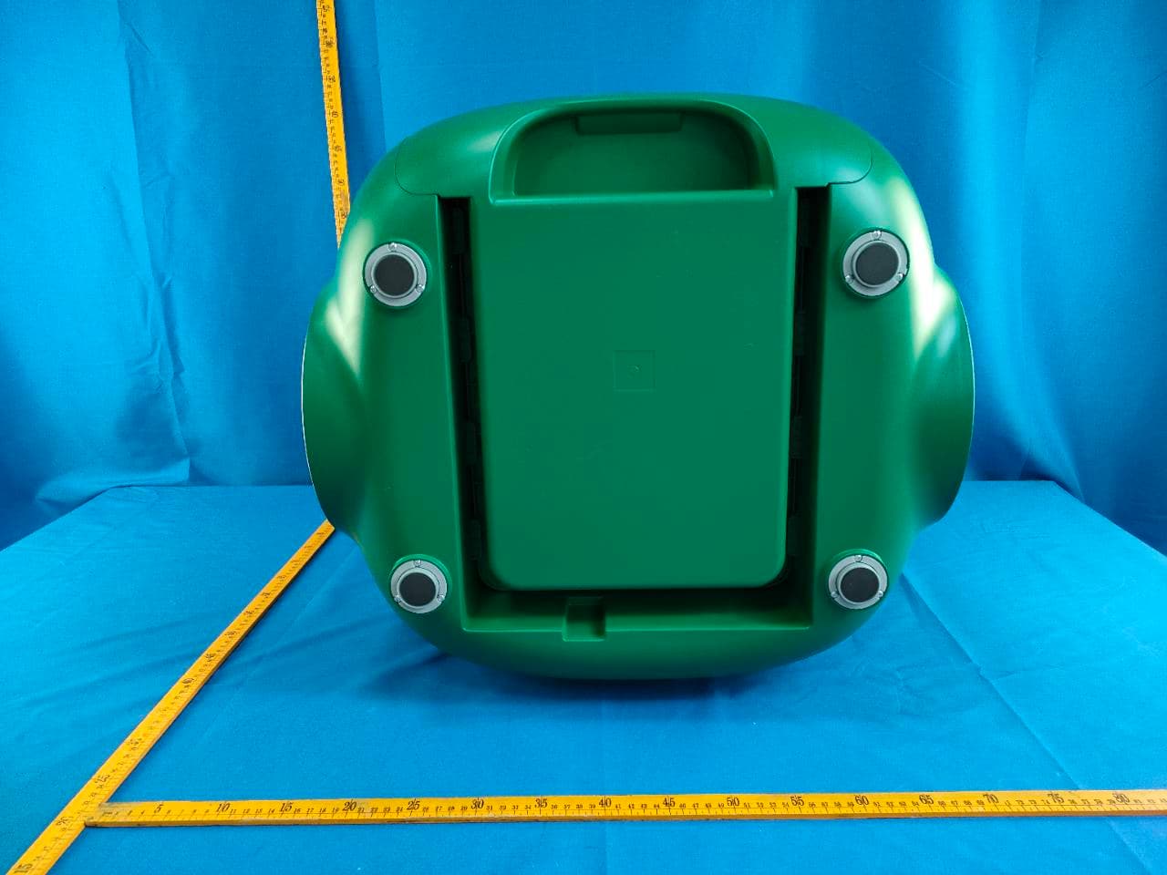 Smart Cat Litter Box - FCC ID 2BCDM-FRANK - Guangzhou Bochong Technology Co., Ltd (2)