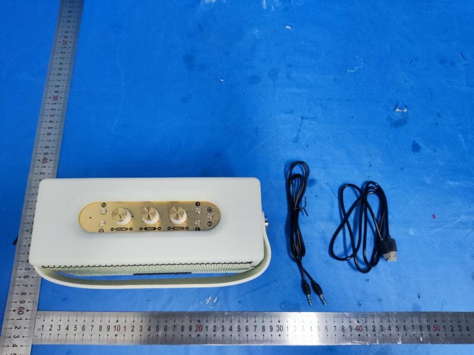 Wireless Home Speaker - FCC ID 2BCEE-MINI - Guangzhou One Six Eight Electronics Co., Ltd (2)