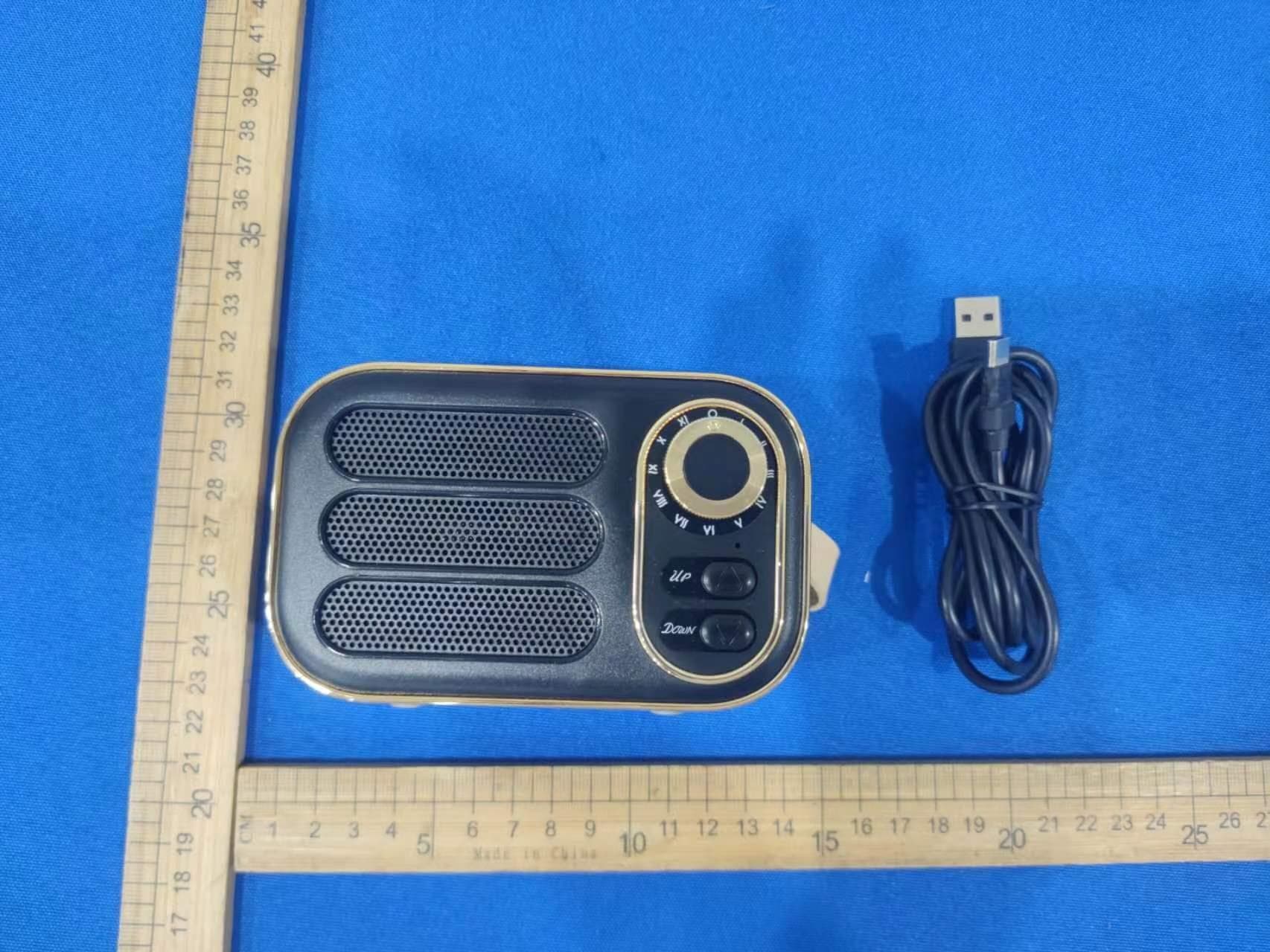 AWS Retro FM Radio & Bluetooth Speaker - FCC ID 2BCGV0005 - NINGBO CSTAR IMPRINT E-COMMERCE CO.,LTD. (2)