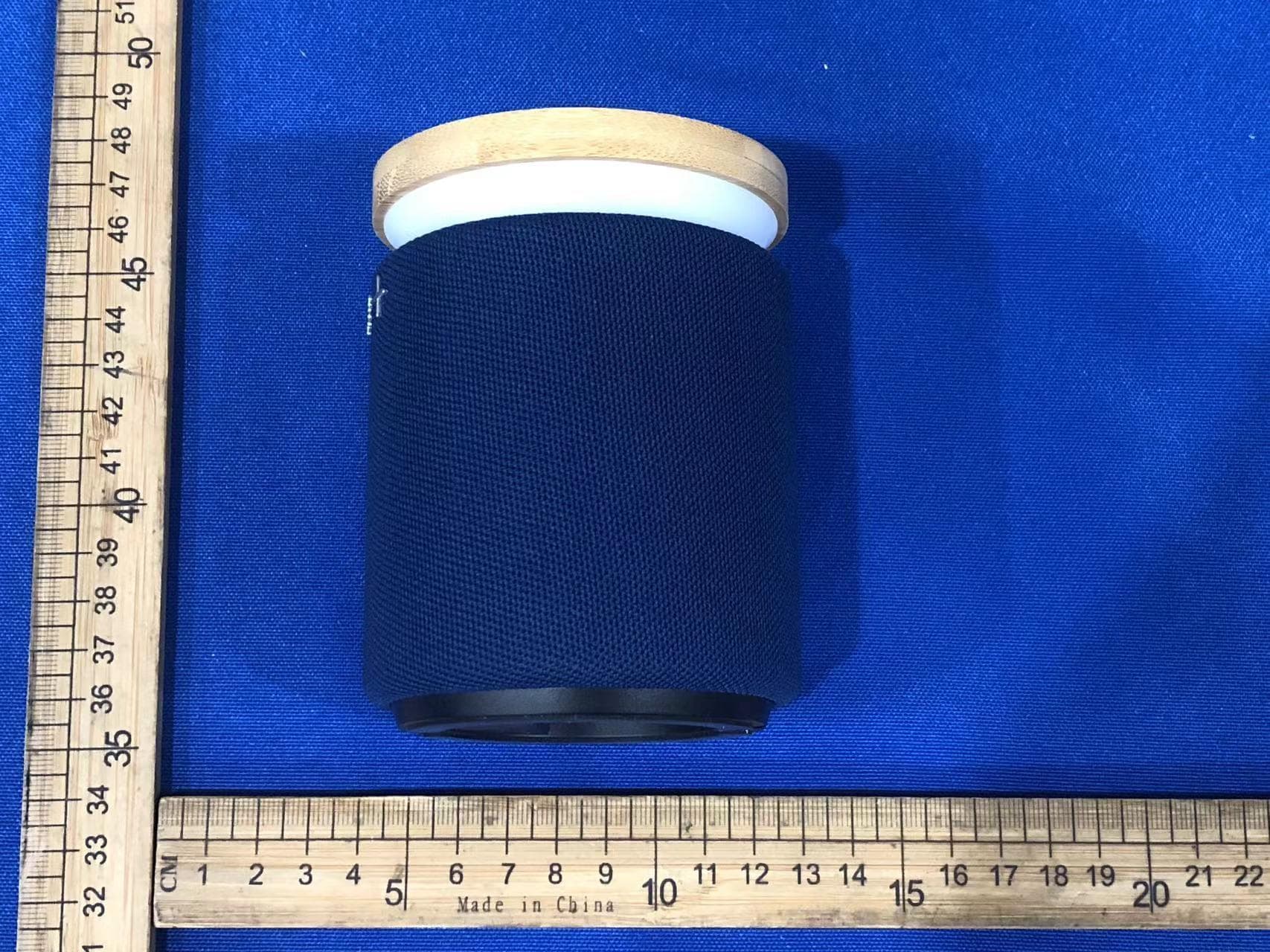 Wireless charger speaker - FCC ID 2BCGV0006 - NINGBO CSTAR IMPRINT E-COMMERCE CO.,LTD. (3)