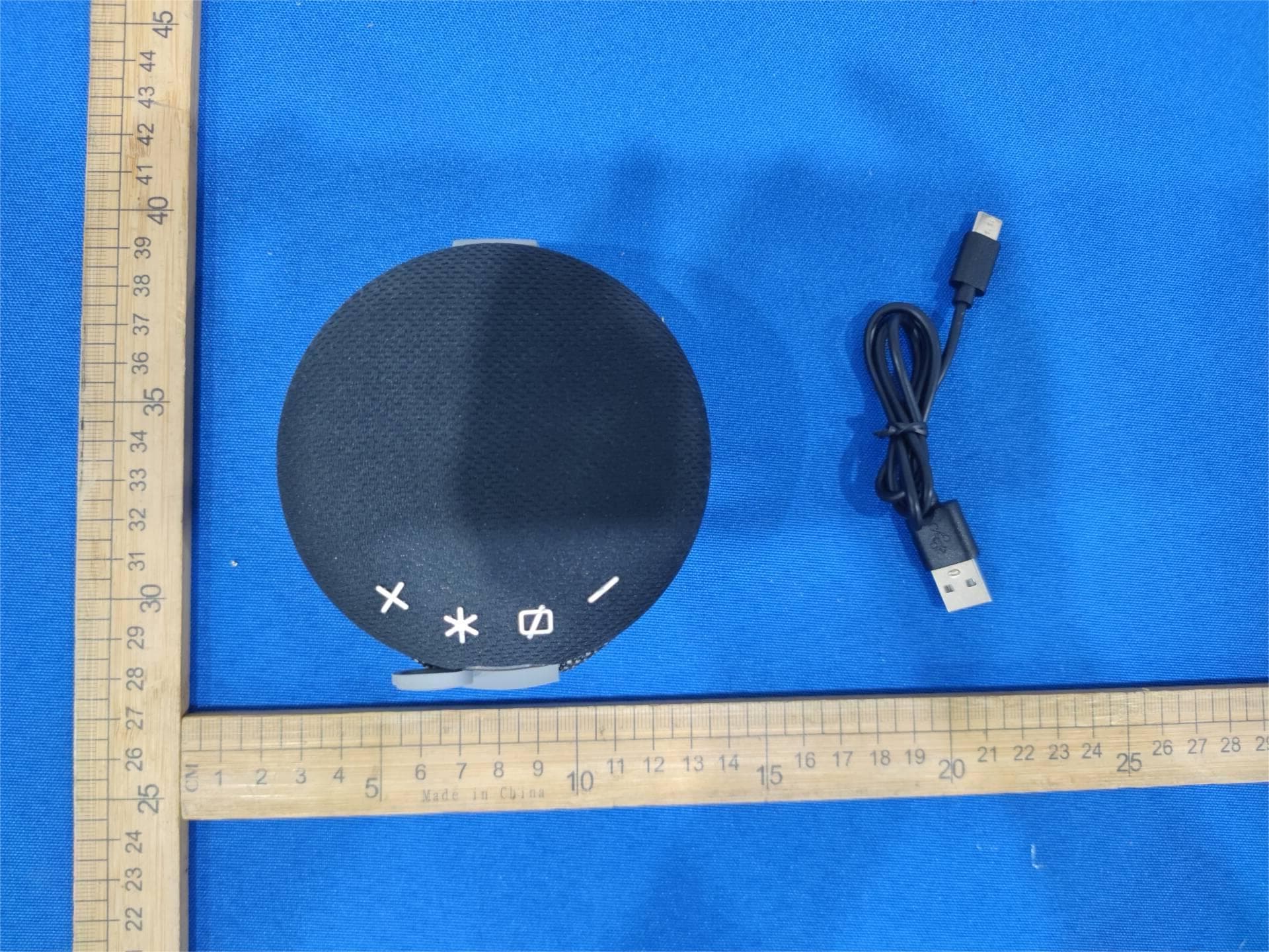 PARTY RGB SPEAKER - FCC ID 2BCGV0014 - NINGBO CSTAR IMPRINT E-COMMERCE CO.,LTD.